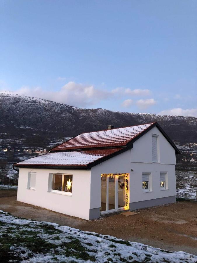 הוילה Jaklici Vikendica Bruse מראה חיצוני תמונה